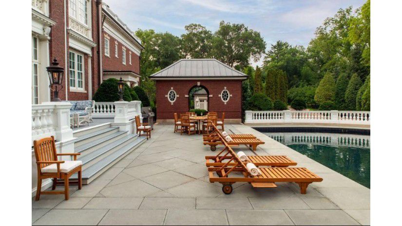Poolside Terrace